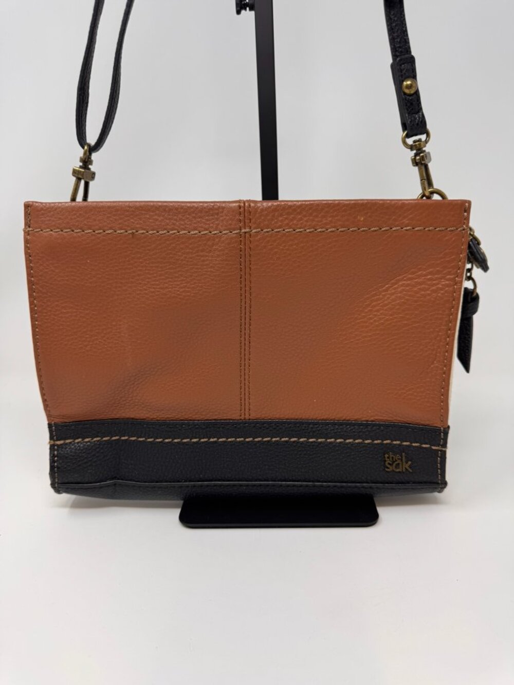 THE SAK LEATHER CROSSBODY PURSE